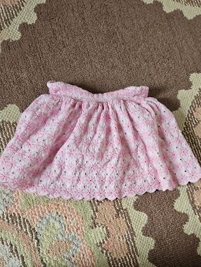 Design History Light Pink Eyelet Floral Skirt